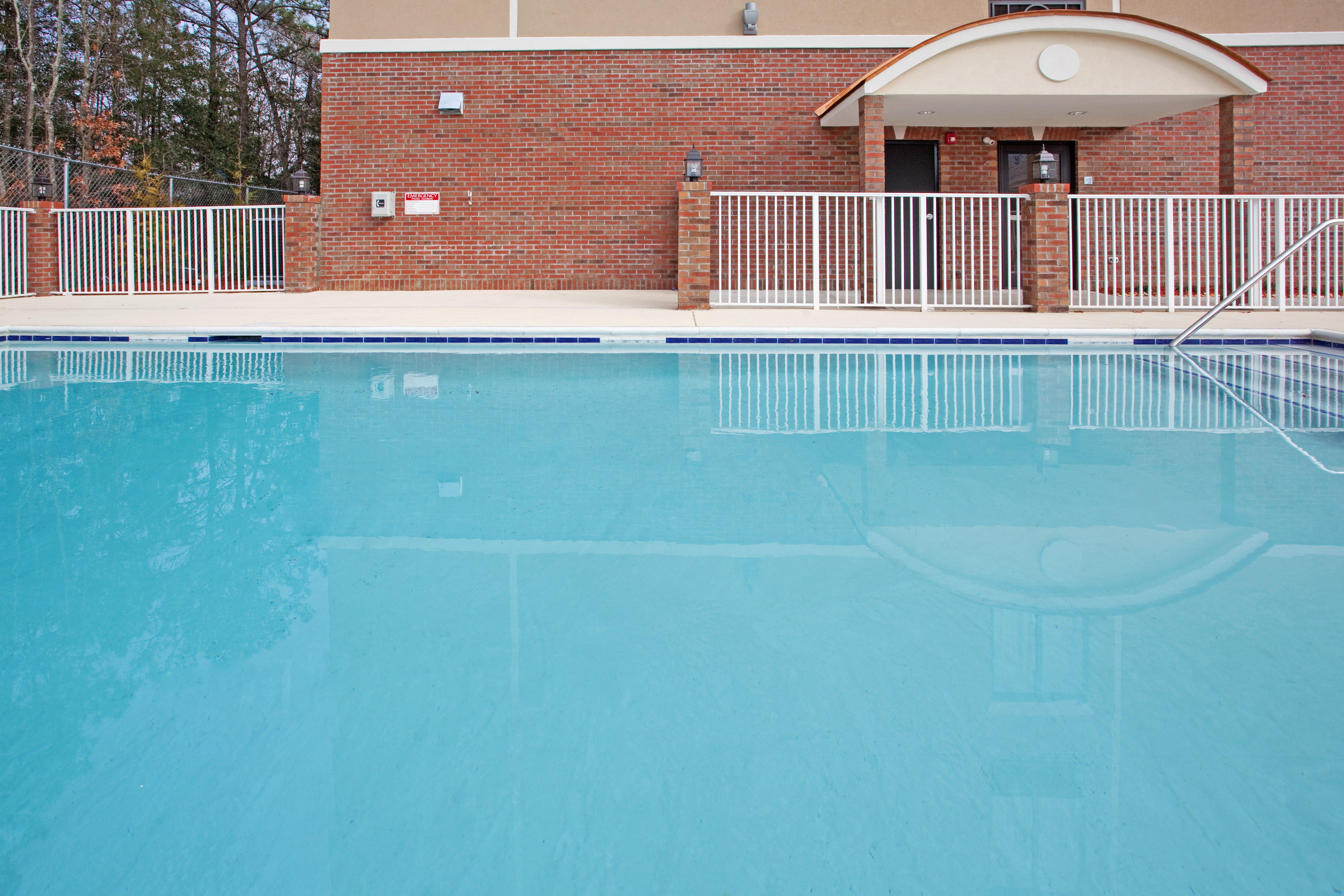 Holiday Inn Express Hotel & Suites Hope Mills-Fayetteville Airport By Ihg Esterno foto