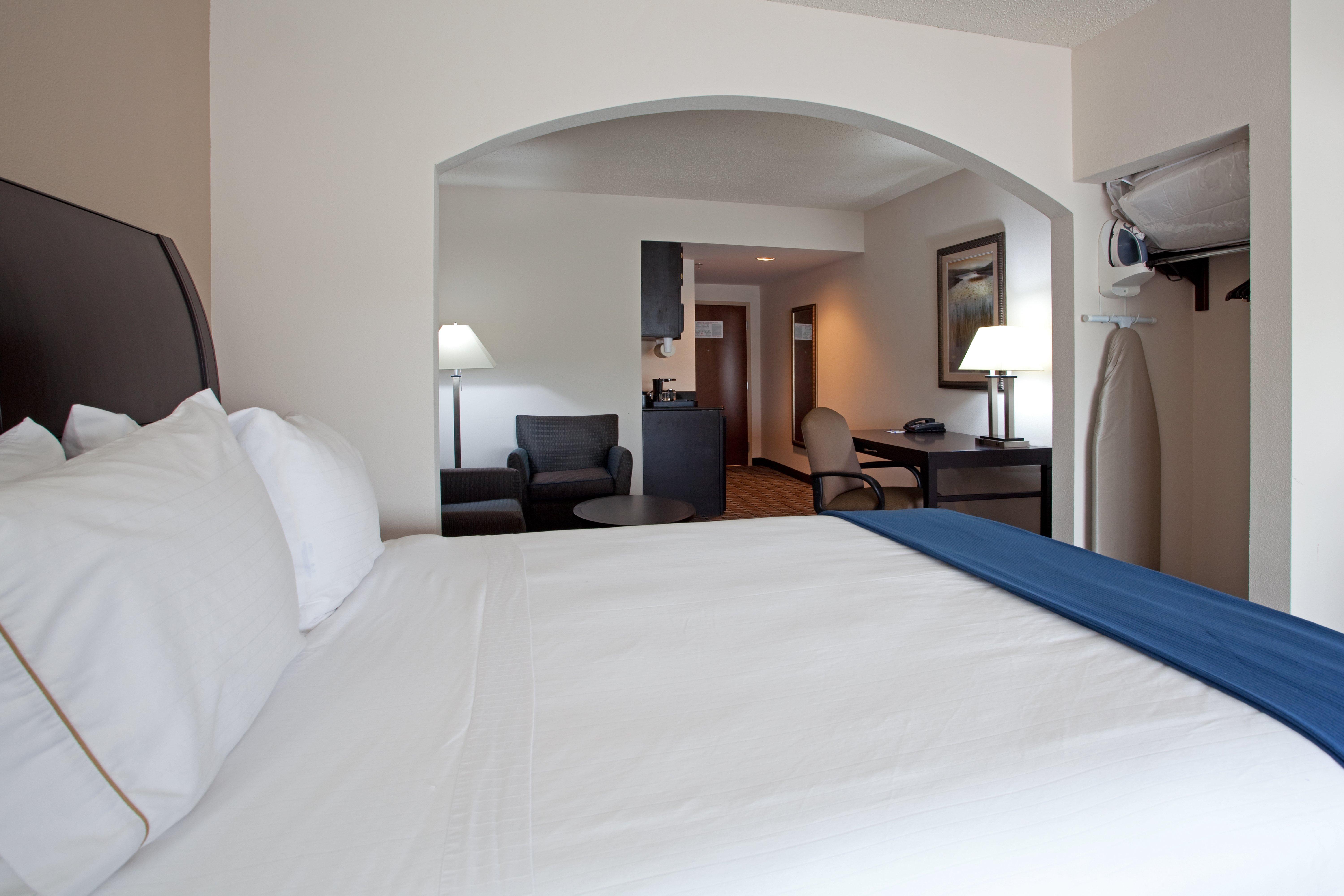 Holiday Inn Express Hotel & Suites Hope Mills-Fayetteville Airport, An Ihg Hotel Esterno foto