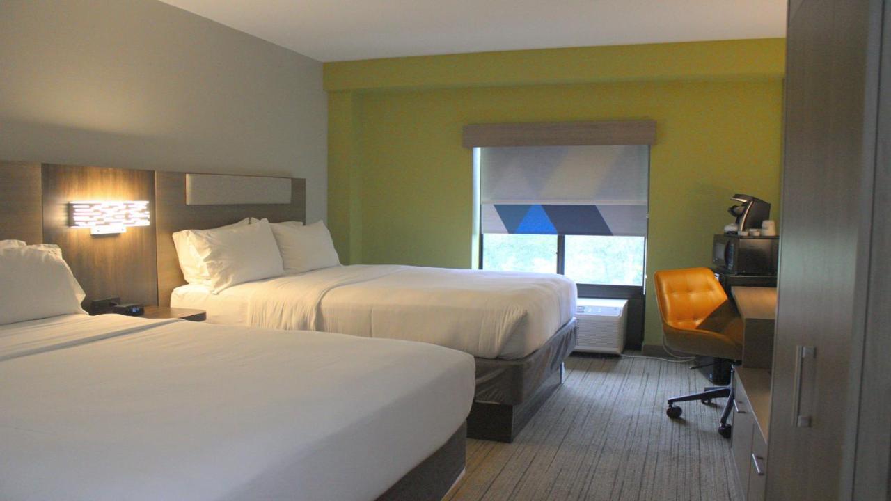 Holiday Inn Express Hotel & Suites Hope Mills-Fayetteville Airport, An Ihg Hotel Esterno foto