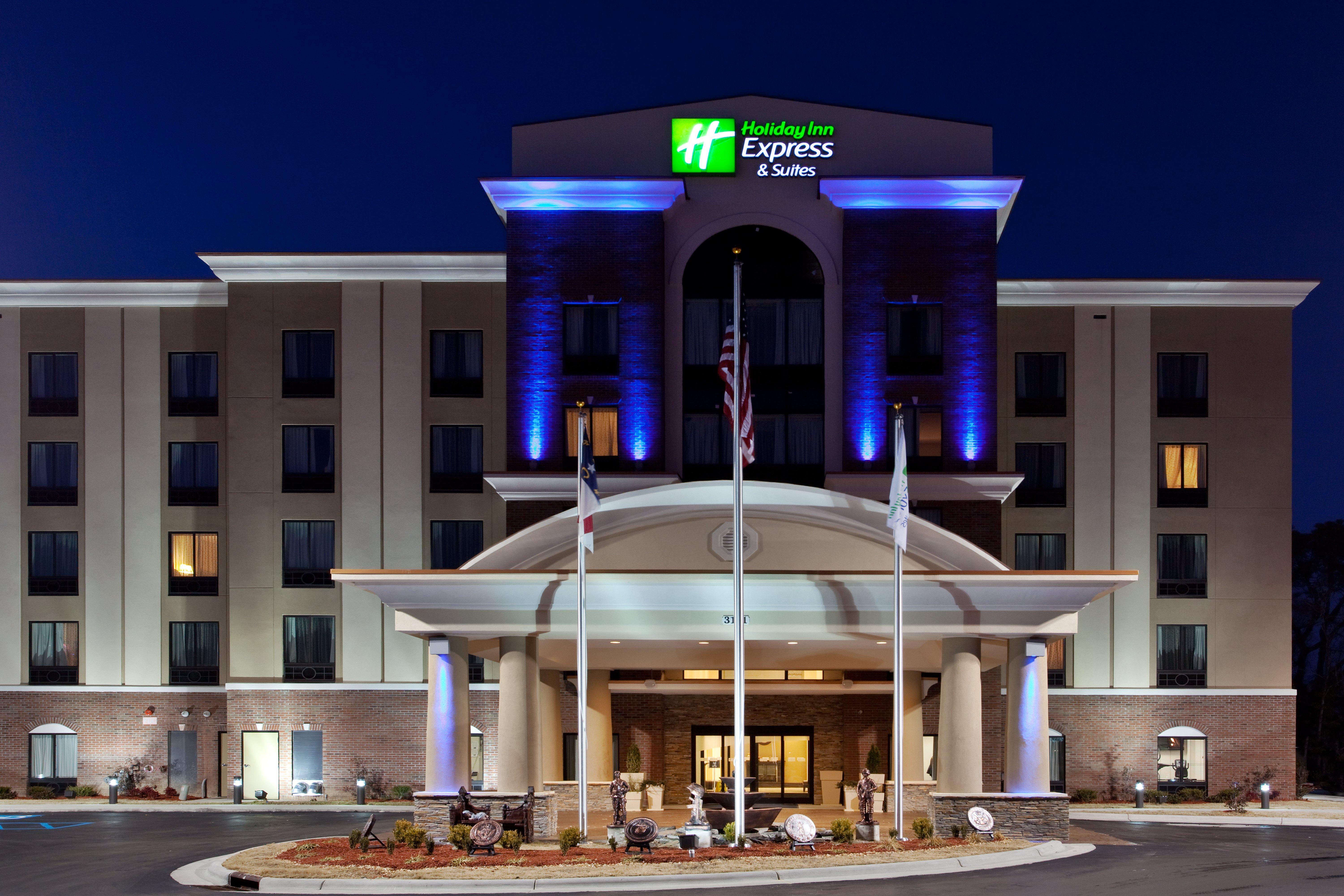 Holiday Inn Express Hotel & Suites Hope Mills-Fayetteville Airport, An Ihg Hotel Esterno foto