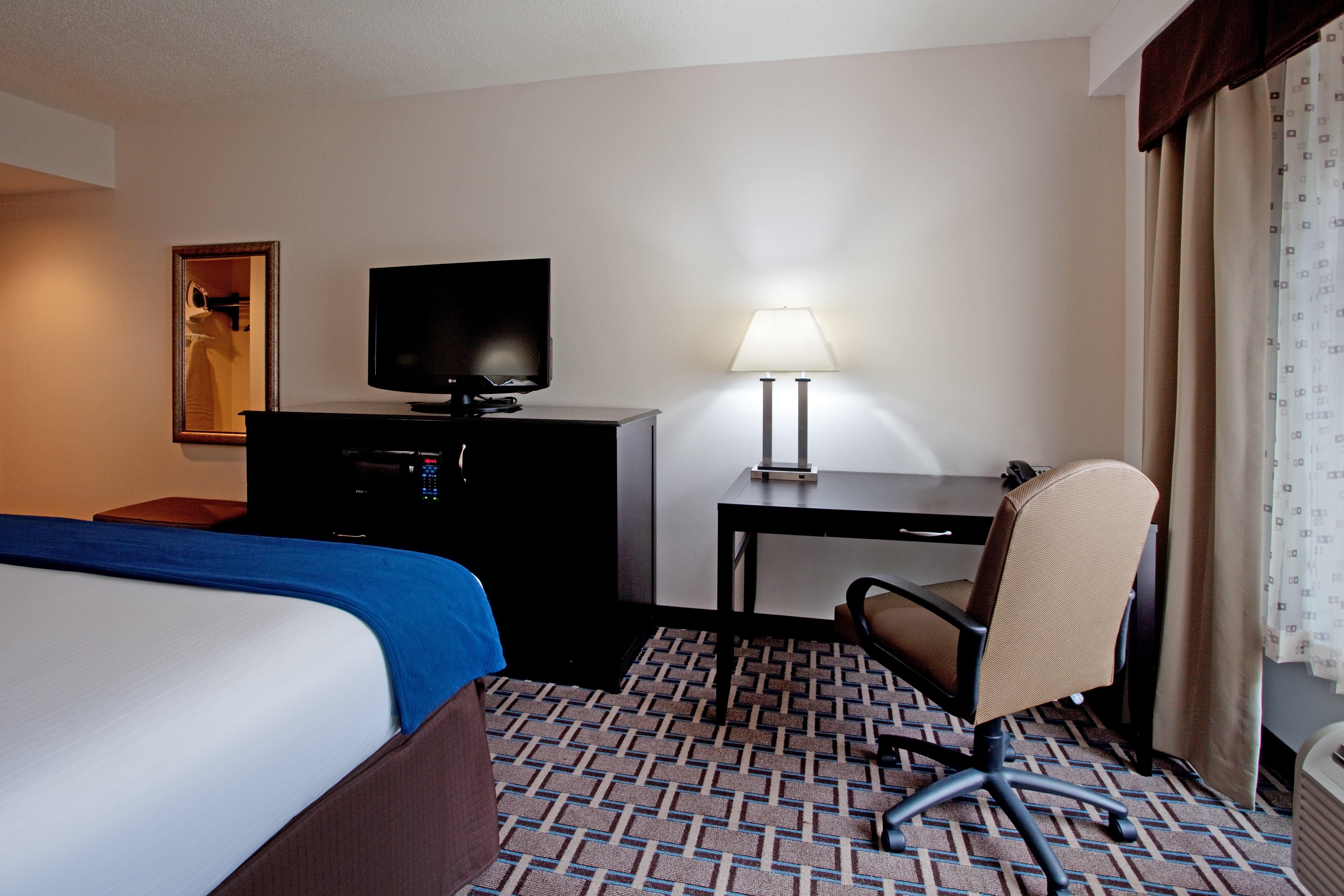 Holiday Inn Express Hotel & Suites Hope Mills-Fayetteville Airport By Ihg Esterno foto