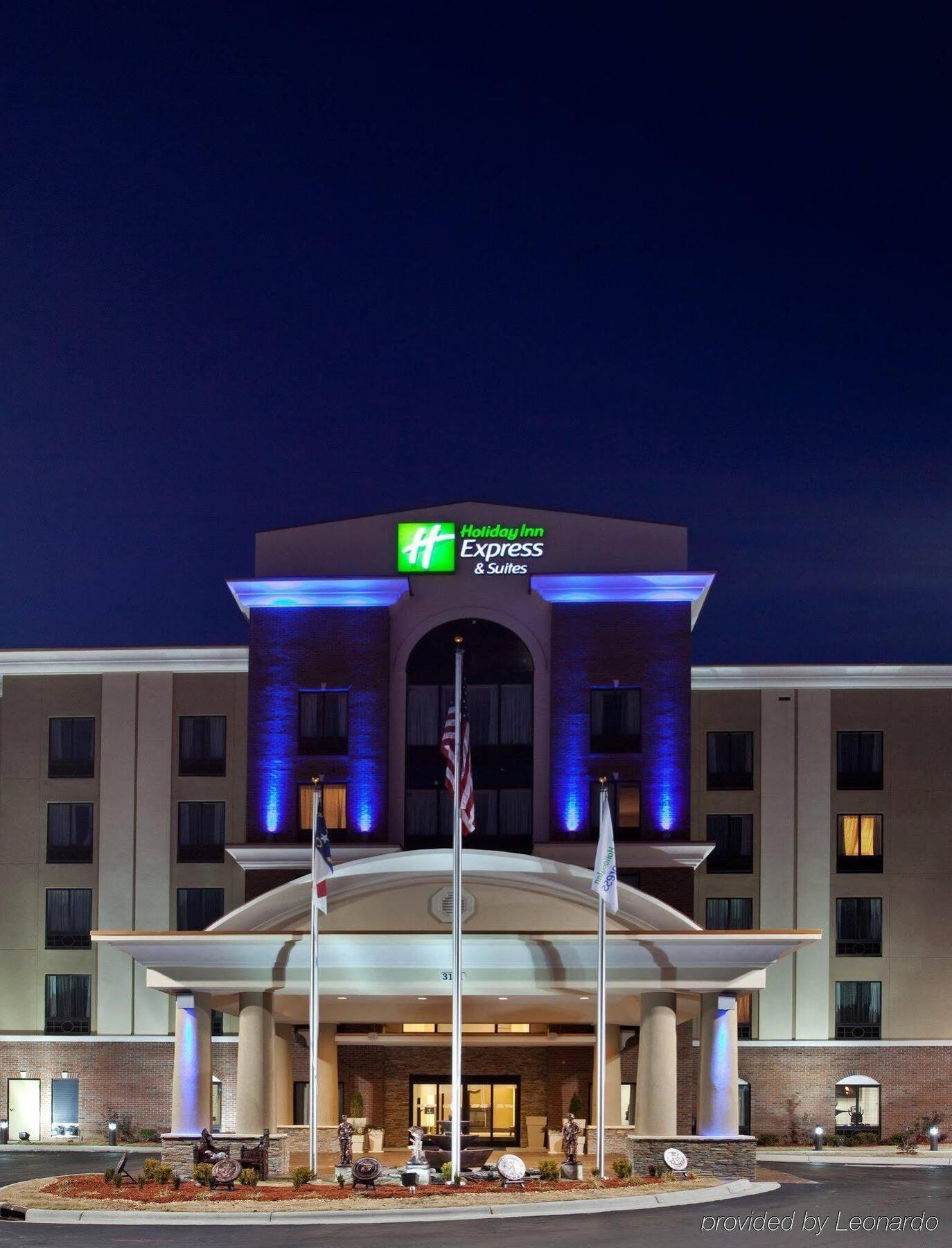 Holiday Inn Express Hotel & Suites Hope Mills-Fayetteville Airport, An Ihg Hotel Esterno foto